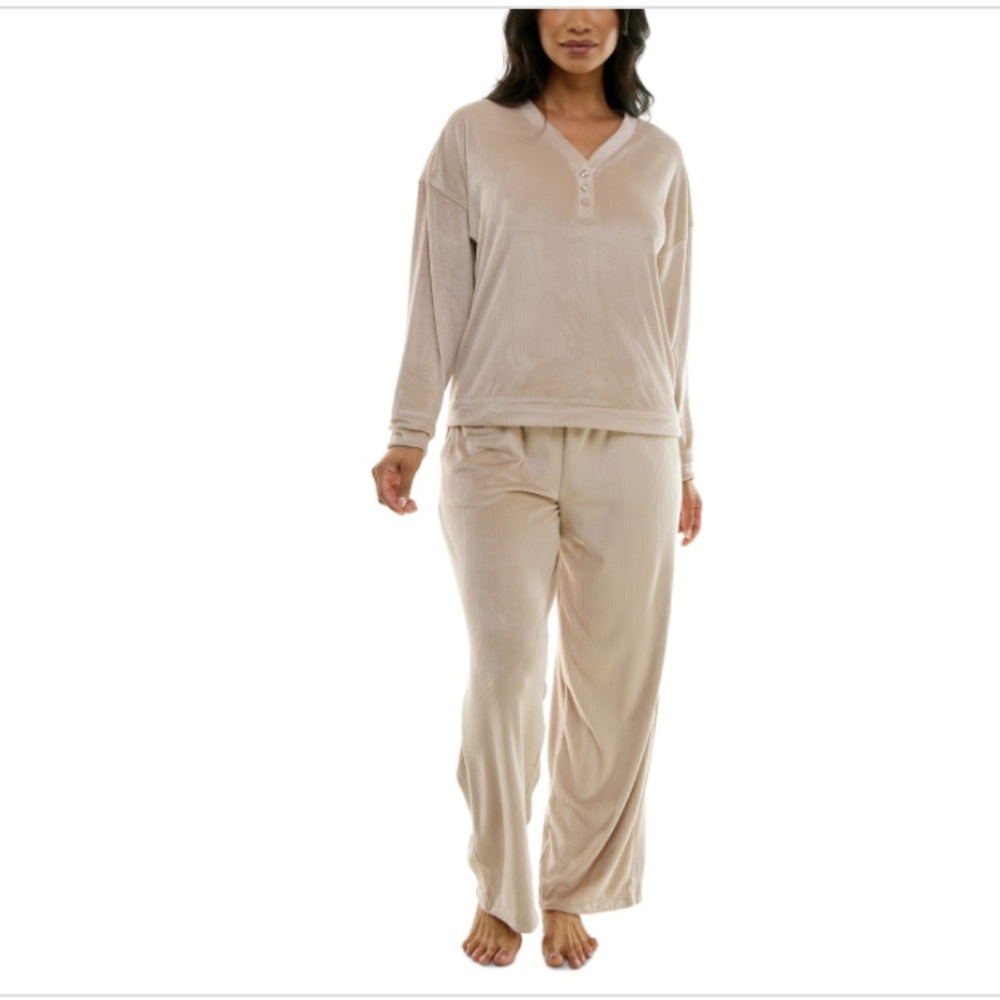 Roudelain Women's Long-Sleeve Ribbed Velour Pajama Set 2PC Size M NWT
